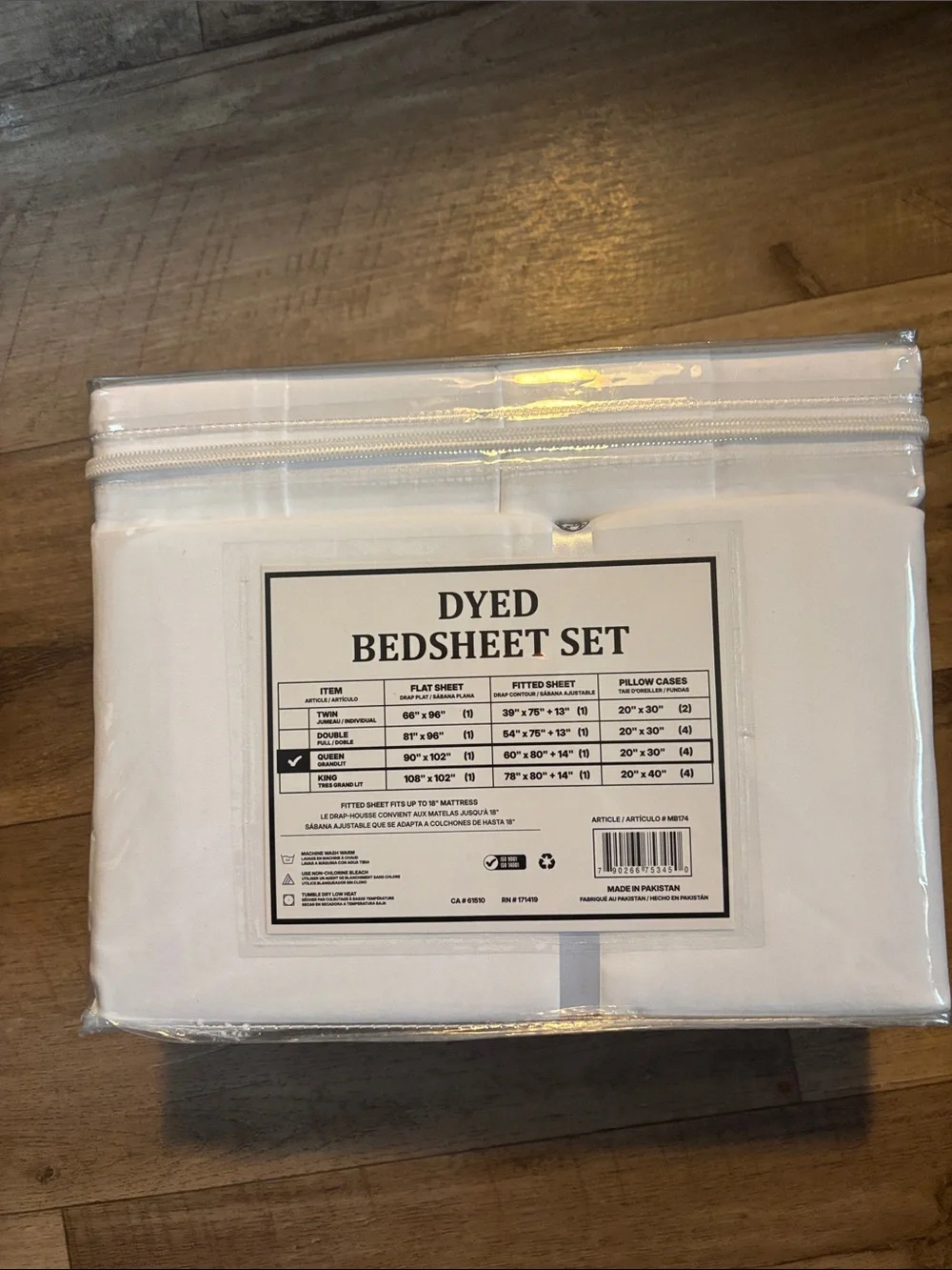 N/A queen bedsheet
